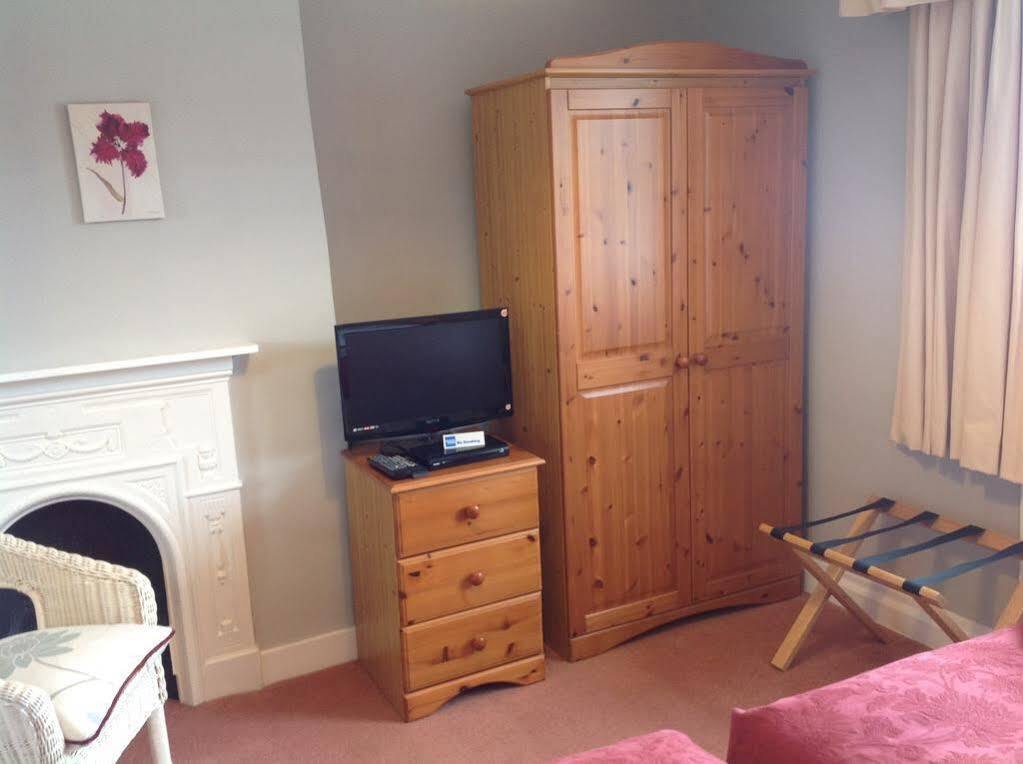 The Spinney Barnstaple Exterior foto